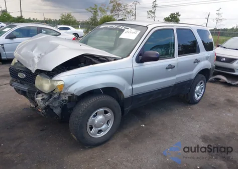 2007 Ford Escape Xls/Xls Manual z USA, uszkodzony, nr VIN 1FMYU02Z57KB51364